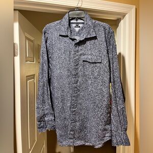 Tommy Hilfiger Men’s Long Sleeve Button Down Shirt - Large Custom Fit